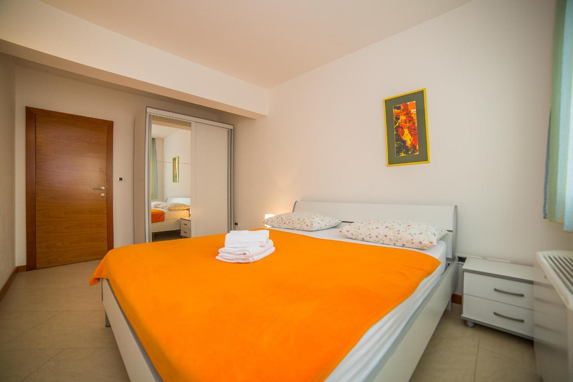 Apartments Milan Макарська Номер фото