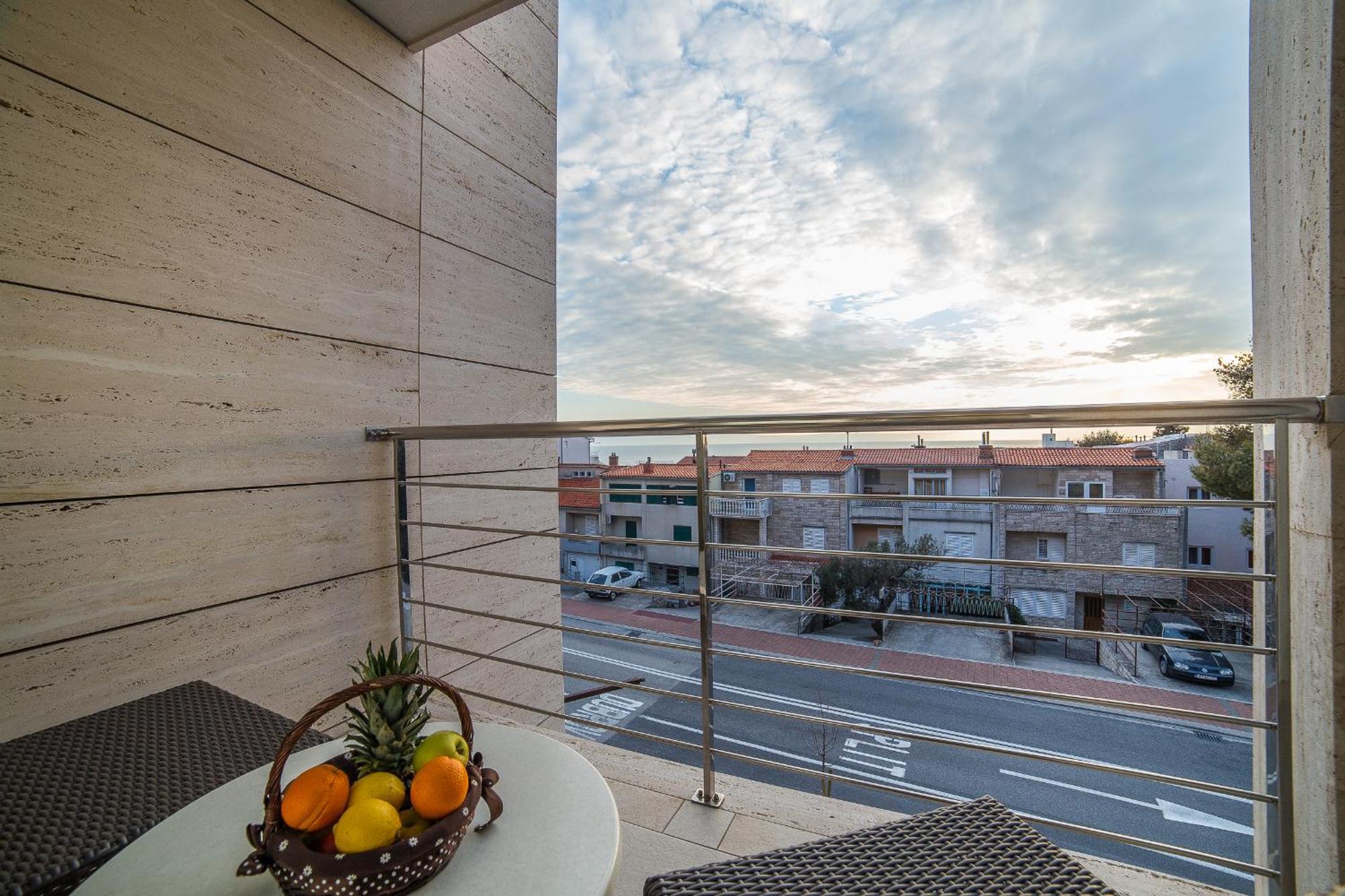 Apartments Milan Макарська Номер фото