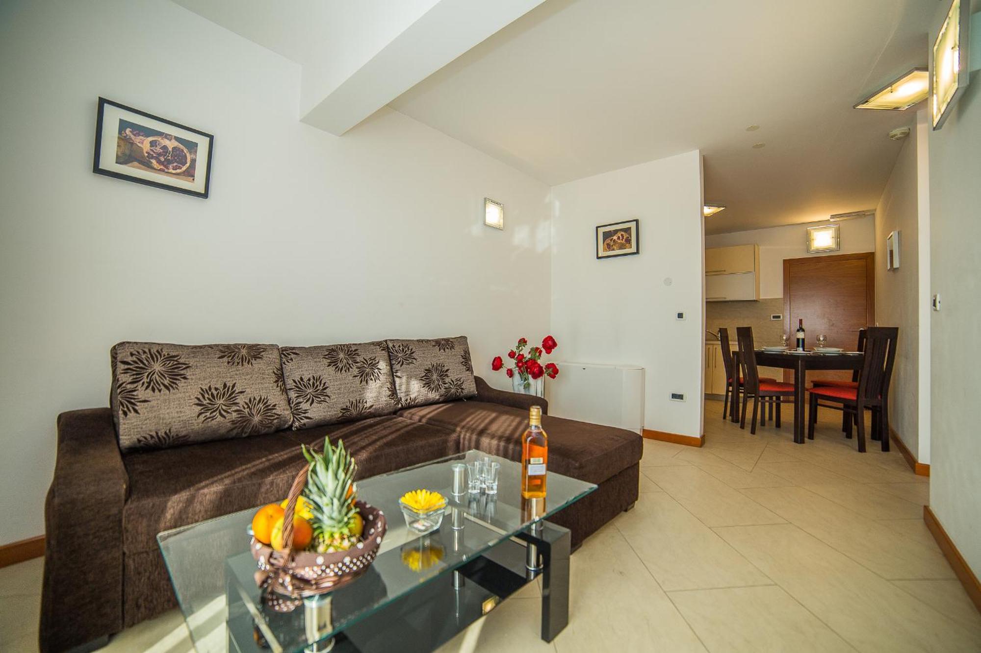 Apartments Milan Макарська Номер фото