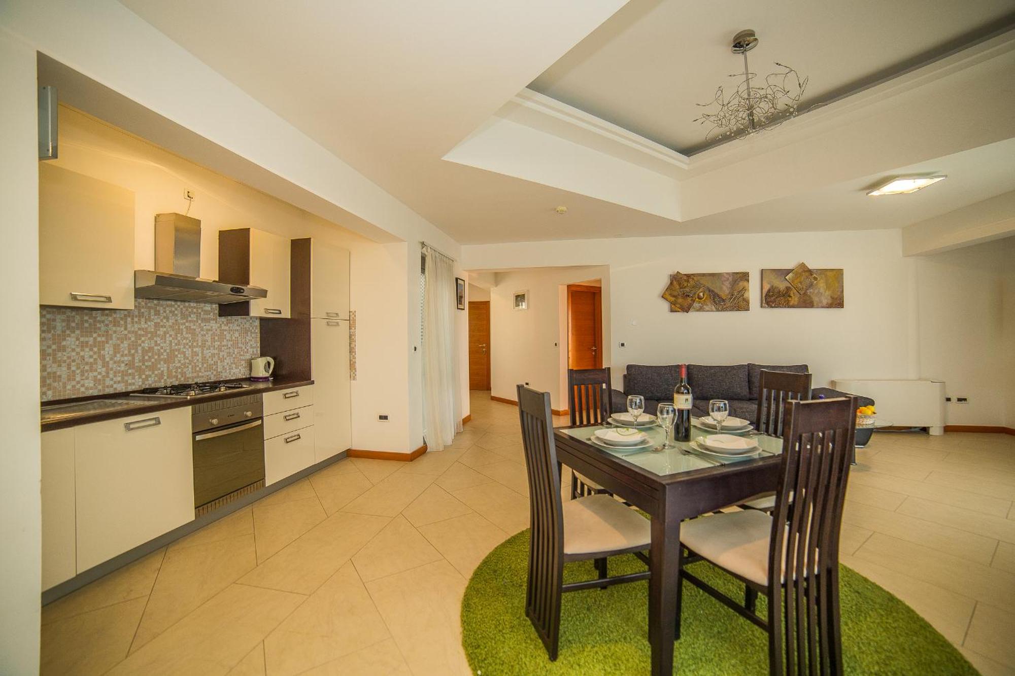 Apartments Milan Макарська Номер фото